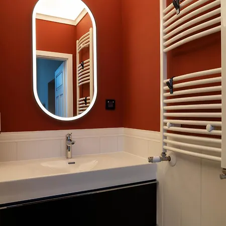 Unlimited Apartment- Centrum, Faktura Košalín