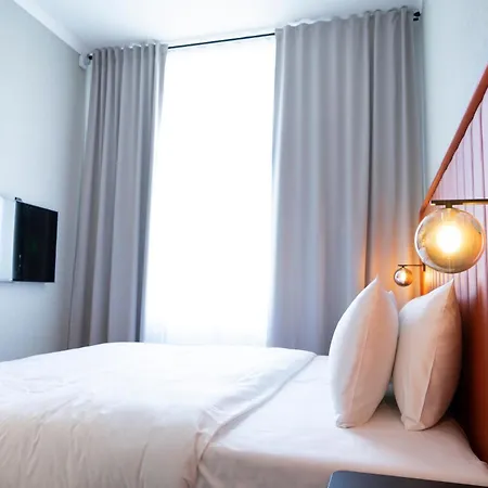 Unlimited Apartment- Centrum, Faktura 3* Košalín