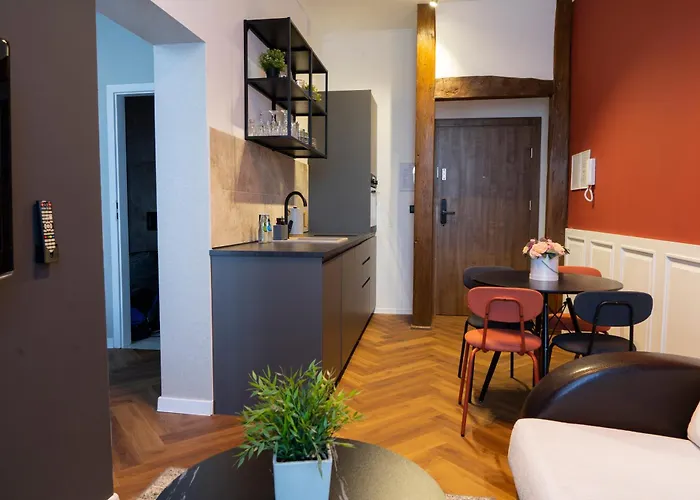 Aparthotel Unlimited Apartment- Centrum, Faktura 3*